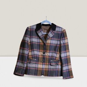 Vintage Wool Tartan Blazer with Velvet Collar – Classic British Style